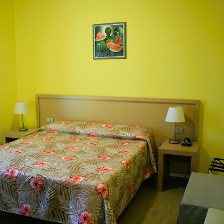 Hotel Cristallo Λινιάνο Σαμπιαντόρο Εξωτερικό φωτογραφία