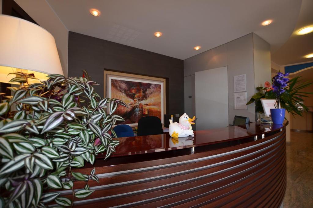 Hotel Cristallo Λινιάνο Σαμπιαντόρο Εξωτερικό φωτογραφία