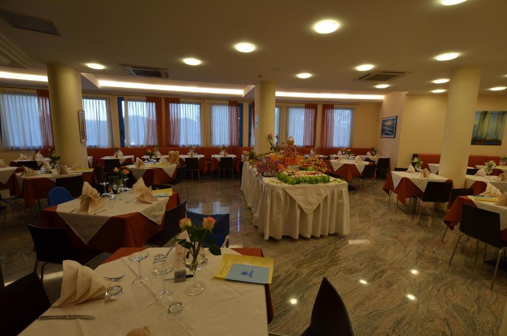 Hotel Cristallo Λινιάνο Σαμπιαντόρο Εξωτερικό φωτογραφία